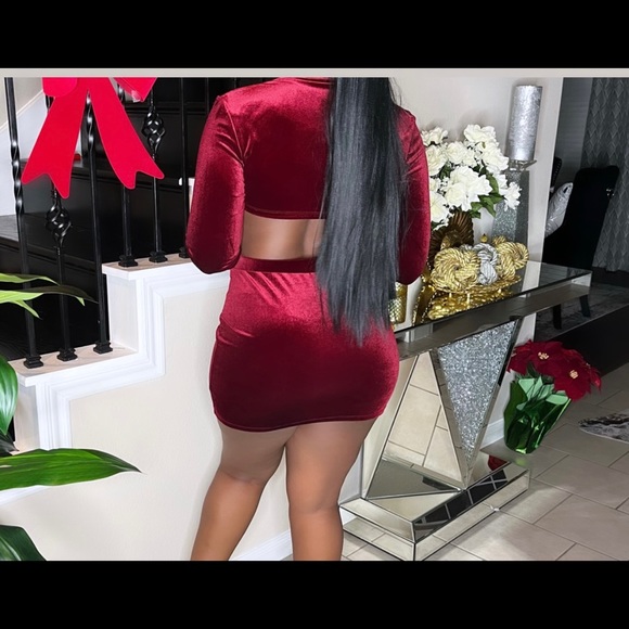 Asymmetrical hem zip up velvet Top & Skirt - Picture 3 of 4